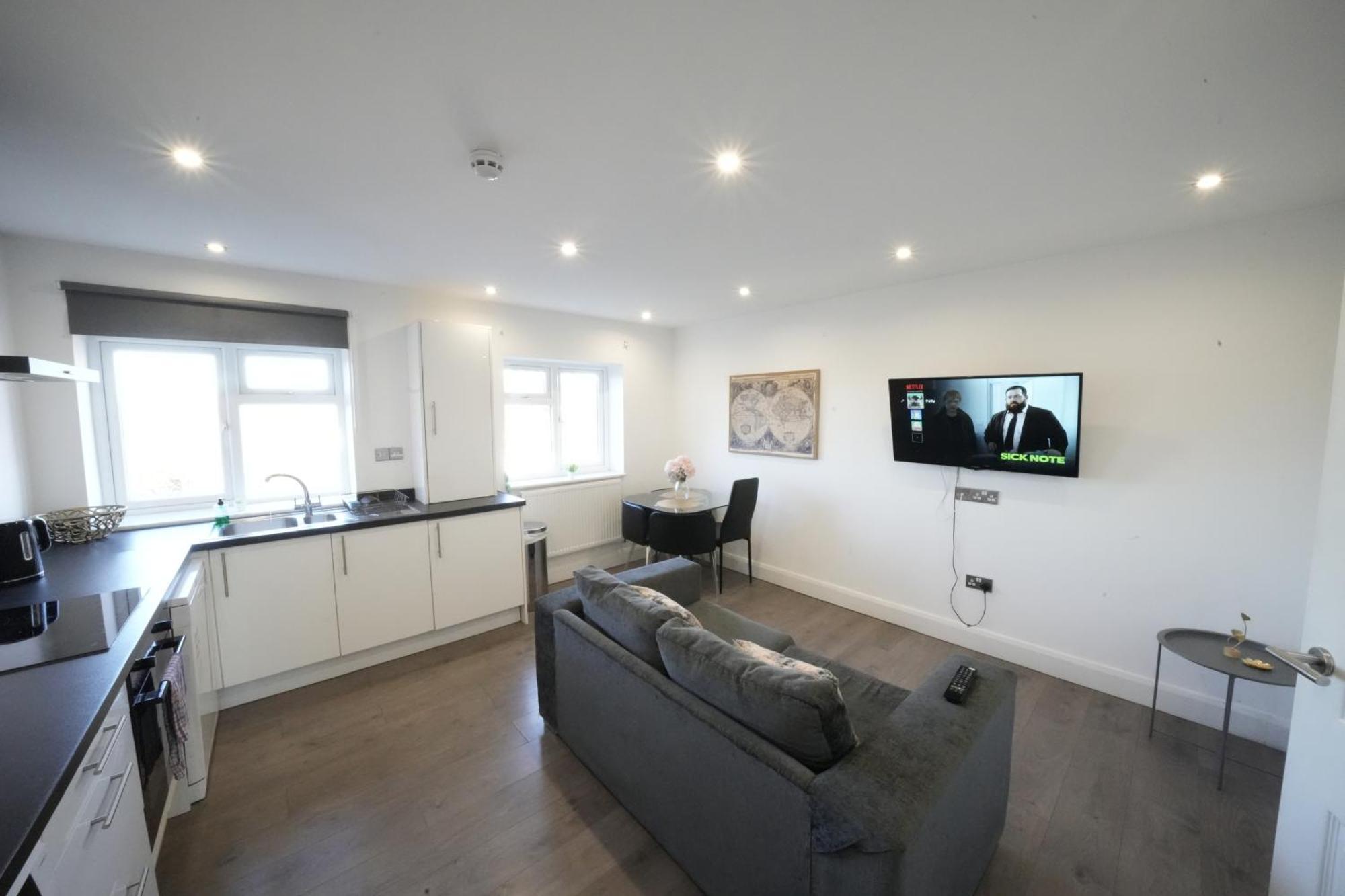 Hatton Apartments Heathrow Airport- Free Parking-Free Underground To And From Heathrow Airport Hatton Cross See Picture-See London Fast Hatton Cross To Central London 30Min Exterior foto
